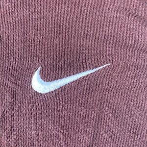men’s nike crew neck size medium